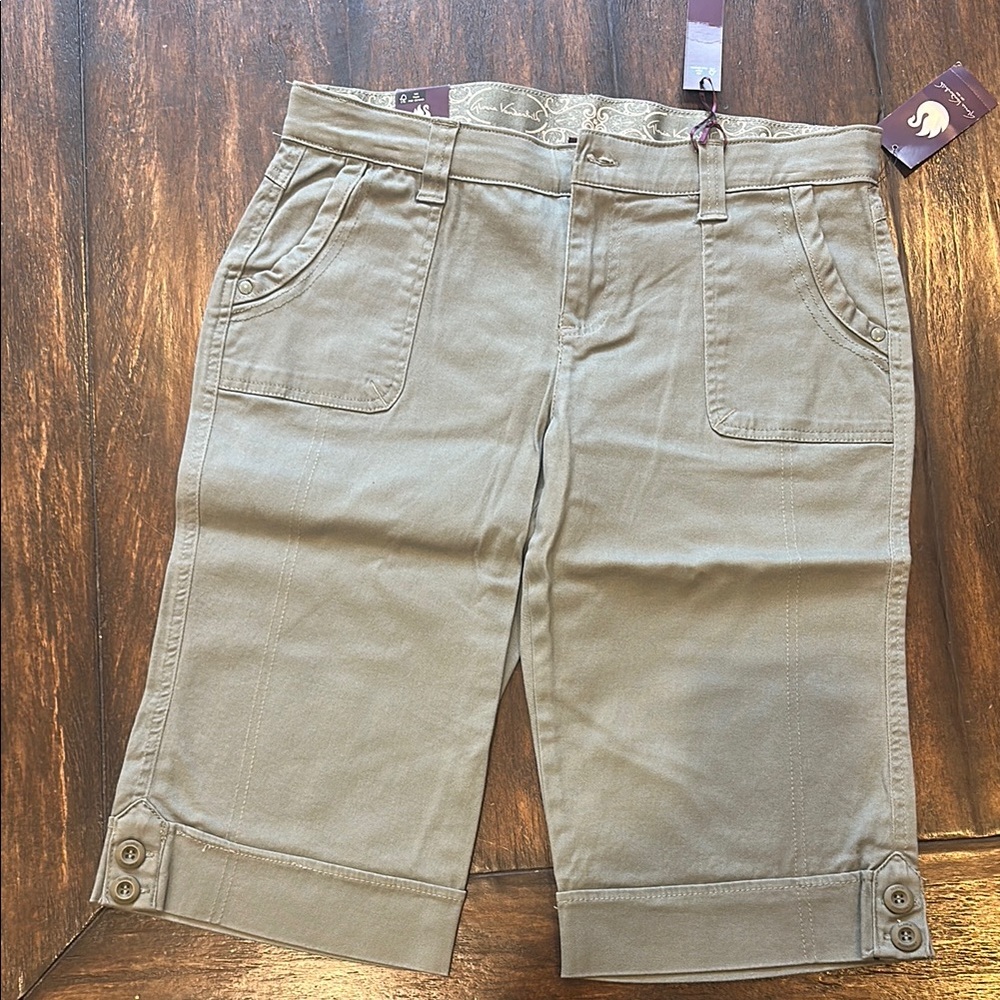 Women's Pale Spring Shorts